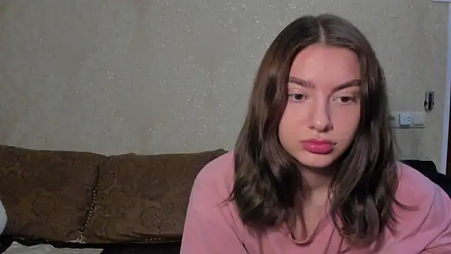 Snapshot of muuur_fam chatting on September 2025 08:31:01 PM muuur fam online show from September 2025 08:31:01 PM