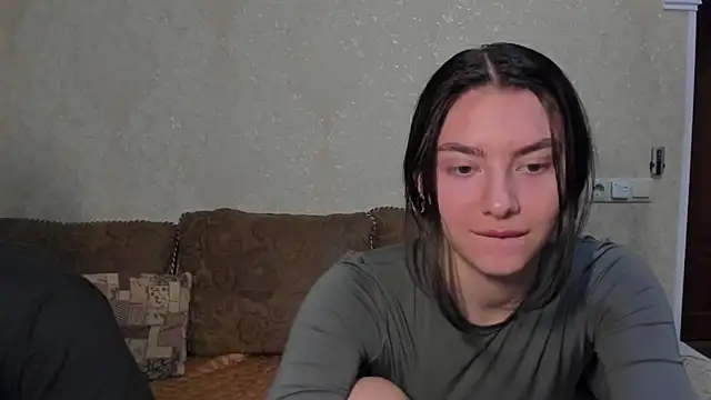 Snapshot of muuur_fam chatting on September 2025 09:47:02 PM muuur fam online show from September 2025 09:47:02 PM