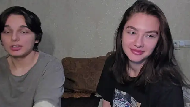 Snapshot of muuur_fam chatting on October 2025 05:44:02 PM muuur fam online show from October 2025 05:44:02 PM