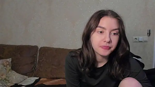 Snapshot of muuur_fam chatting on October 2025 04:52:02 PM muuur fam online show from October 2025 04:52:02 PM