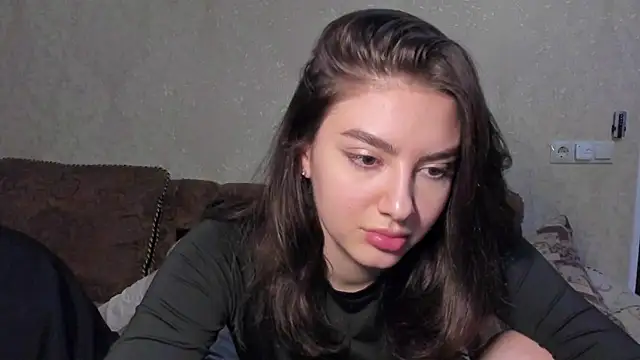 Snapshot of muuur_fam chatting on October 2025 06:32:01 PM muuur fam online show from October 2025 06:32:01 PM