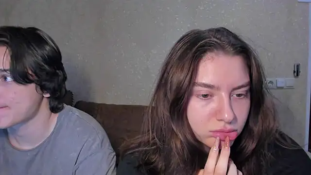 Snapshot of muuur_fam chatting on November 2025 07:30:02 PM muuur fam online show from November 2025 07:30:02 PM