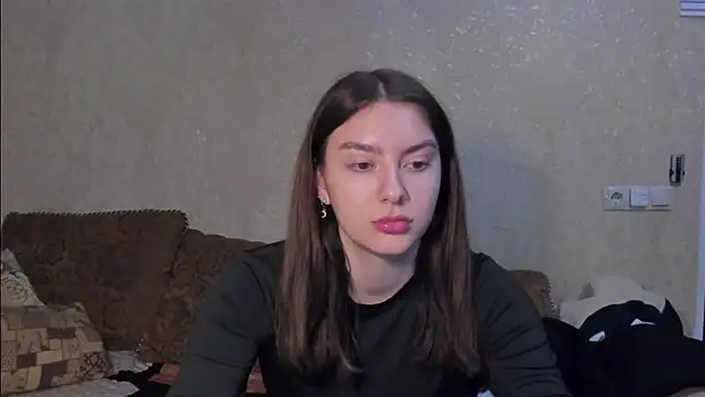 Snapshot of muuur_fam chatting on November 2025 09:58:01 PM muuur fam online show from November 2025 09:58:01 PM