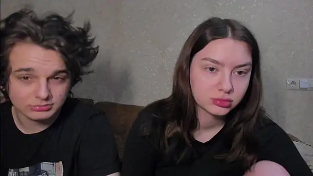 Snapshot of muuur_fam chatting on November 2025 07:02:02 PM muuur fam online show from November 2025 07:02:02 PM