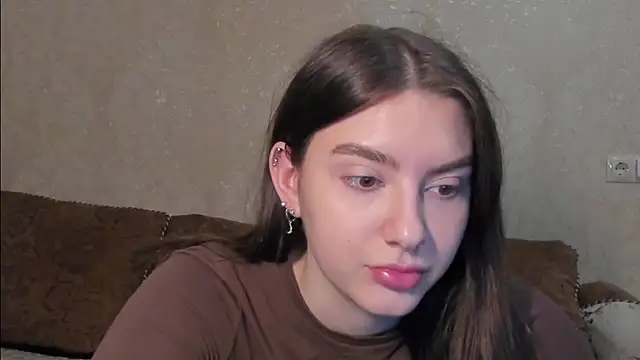 Snapshot of muuur_fam chatting on November 2025 06:42:02 PM muuur fam online show from November 2025 06:42:02 PM