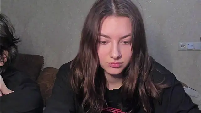 Snapshot of muuur_fam chatting on December 2025 08:35:01 PM muuur fam online show from December 2025 08:35:01 PM