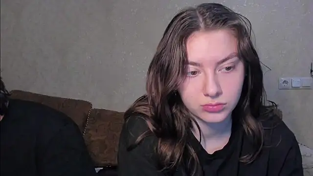 Snapshot of muuur_fam chatting on December 2025 09:52:02 PM muuur fam online show from December 2025 09:52:02 PM