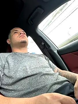 YadielPublic online show from September 2025 05:23:01 PM