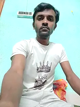 Snapshot of ShinuRoy chatting on December 2025 12:40:01 AM ShinuRoy online show from December 2025 12:40:01 AM