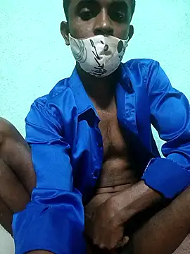 Snapshot of ShinuRoy chatting on January 2026 01:21:02 AM ShinuRoy online show from January 2026 01:21:02 AM