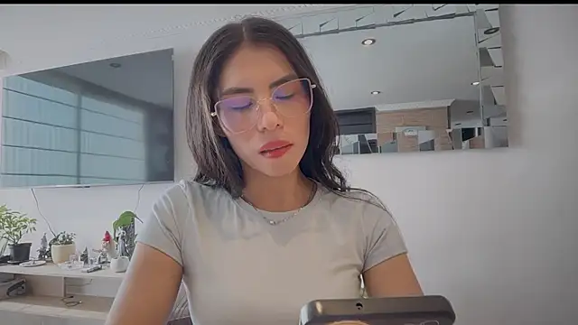 sasha jonne online show from January 2026 01:57:01 PM