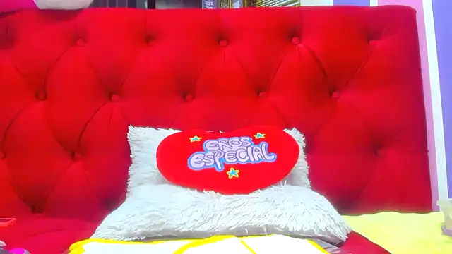 Snapshot of teilor_dreamse chatting on November 2025 04:49:01 AM teilor dreamse online show from November 2025 04:49:01 AM