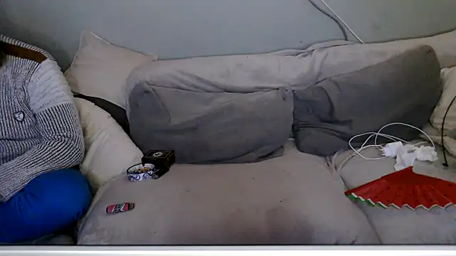 Snapshot of sweetsinzz chatting on November 2025 10:10:02 PM sweetsinzz online show from November 2025 10:10:02 PM