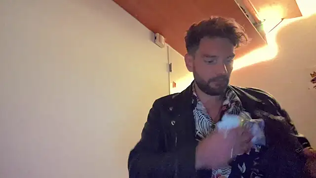 SweetBoyToy online show from September 2025 03:52:01 AM