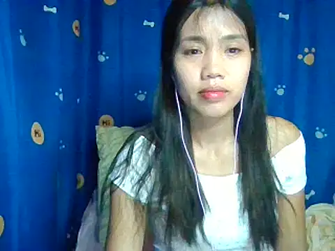 AnnewithanE online show from January 2026 06:00:02 PM