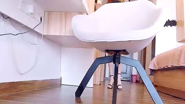 Snapshot of Tianxin6 chatting on November 2025 11:47:02 PM Tianxin6 online show from November 2025 11:47:02 PM