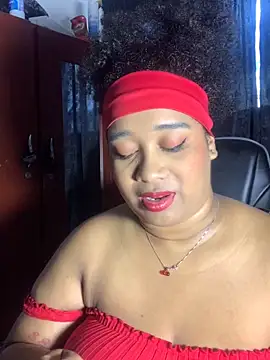 Snapshot of Yera_brown69 chatting on October 2025 12:47:01 PM Yera brown69 online show from October 2025 12:47:01 PM