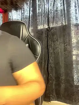 Snapshot of Yera_brown69 chatting on October 2025 08:19:02 PM Yera brown69 online show from October 2025 08:19:02 PM