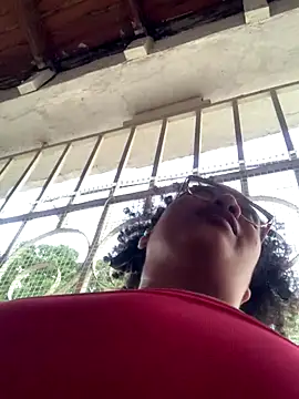 Snapshot of Yera_brown69 chatting on November 2025 10:01:02 PM Yera brown69 online show from November 2025 10:01:02 PM