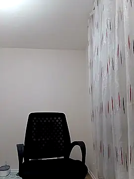 Snapshot of Ozi1910 chatting on September 2025 06:41:02 PM Ozi1910 online show from September 2025 06:41:02 PM