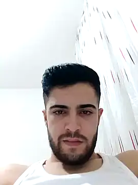 Snapshot of Ozi1910 chatting on September 2025 11:27:02 PM Ozi1910 online show from September 2025 11:27:02 PM