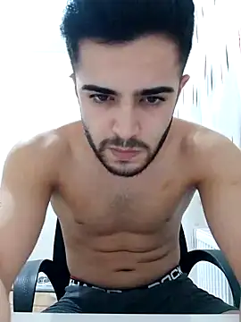 Snapshot of Ozi1910 chatting on September 2025 06:29:02 PM Ozi1910 online show from September 2025 06:29:02 PM