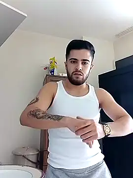 Snapshot of Ozi1910 chatting on September 2025 10:59:02 AM Ozi1910 online show from September 2025 10:59:02 AM