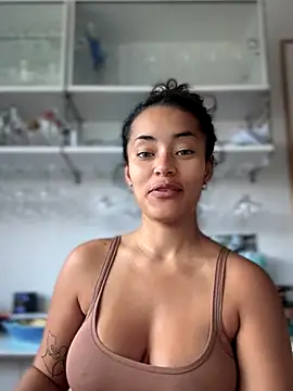 Snapshot of Risky_Workouts chatting on September 2025 07:10:02 AM Risky Workouts online show from September 2025 07:10:02 AM