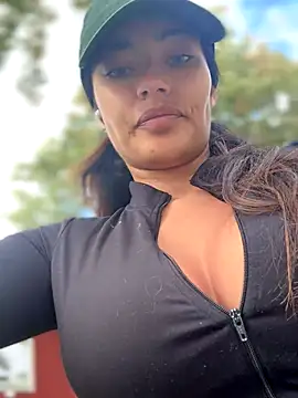 Snapshot of Risky_Workouts chatting on September 2025 10:41:01 AM Risky Workouts online show from September 2025 10:41:01 AM