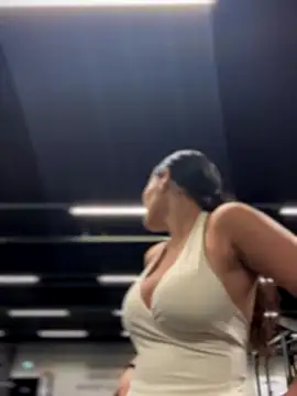 Snapshot of Risky_Workouts chatting on October 2025 10:59:02 AM Risky Workouts online show from October 2025 10:59:02 AM