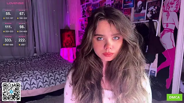 Snapshot of PinkiRay chatting on October 2025 06:17:02 PM PinkiRay online show from October 2025 06:17:02 PM