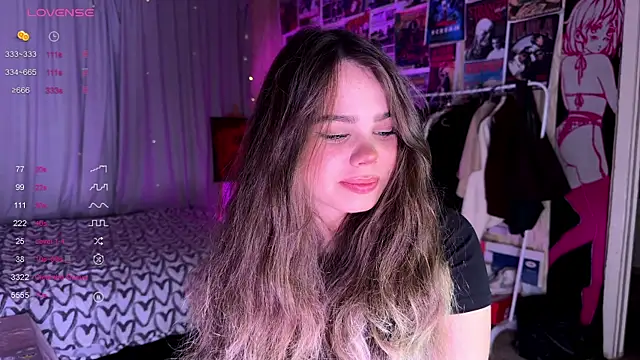 Snapshot of PinkiRay chatting on October 2025 06:18:02 PM PinkiRay online show from October 2025 06:18:02 PM