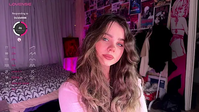 Snapshot of PinkiRay chatting on October 2025 05:12:02 PM PinkiRay online show from October 2025 05:12:02 PM