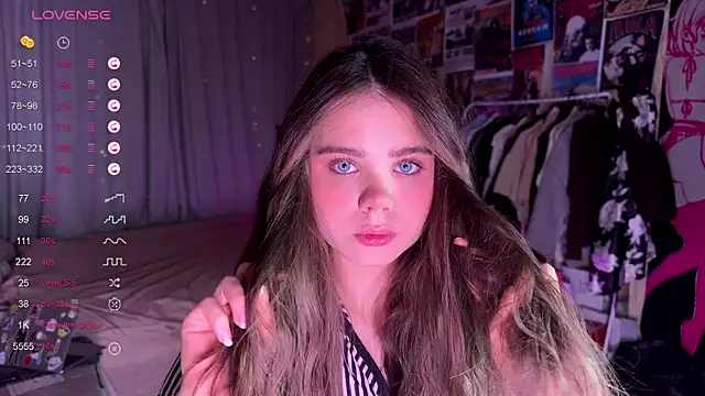 Snapshot of PinkiRay chatting on November 2025 05:24:01 PM PinkiRay online show from November 2025 05:24:01 PM