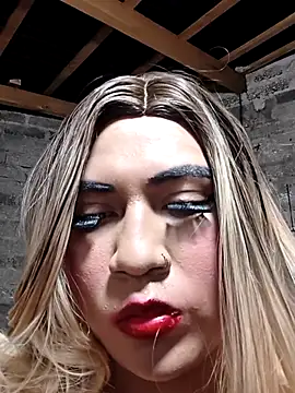 25Kristina online show from October 2025 06:51:01 PM