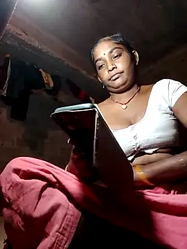 Snapshot of sadhna200 chatting on September 2025 08:23:02 PM sadhna200 online show from September 2025 08:23:02 PM