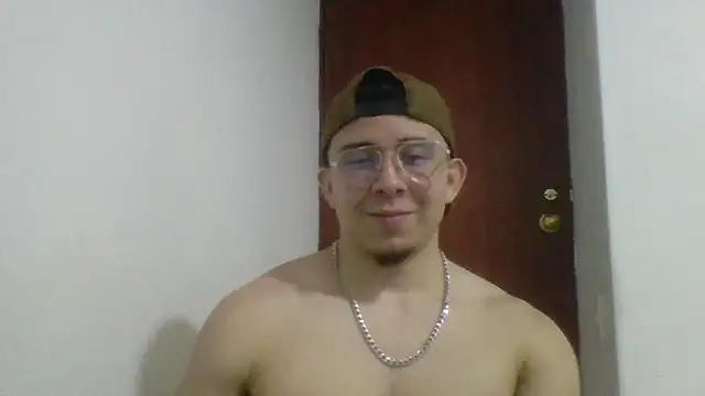 Eross Santy online show from June 2026 12:24:02 AM