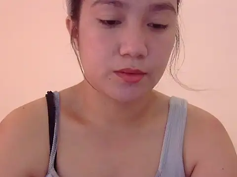 Lovelyclaya online show from March 2026 12:18:01 AM