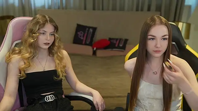 Ella 054 online show from May 2026 10:32:02 AM