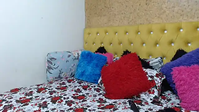 Snapshot of SexyBootie chatting on March 2026 07:07:01 PM SexyBootie online show from March 2026 07:07:01 PM