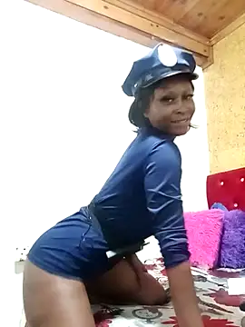 Snapshot of SexyBootie chatting on April 2026 07:22:01 PM SexyBootie online show from April 2026 07:22:01 PM