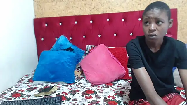 Snapshot of SexyBootie chatting on April 2026 09:58:01 AM SexyBootie online show from April 2026 09:58:01 AM