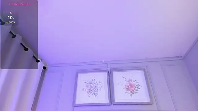 lux bitchx online show from April 2026 04:16:01 AM