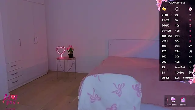 Snapshot of CuteAriel7 chatting on September 2025 03:56:01 PM CuteAriel7 online show from September 2025 03:56:01 PM