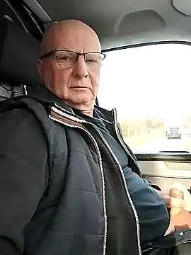 Snapshot of Zeigegeilehure chatting on November 2025 10:48:01 AM Zeigegeilehure online show from November 2025 10:48:01 AM