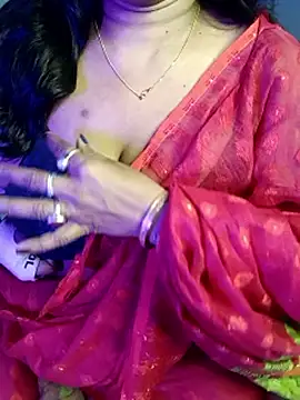 monaa-darling online show from November 2025 05:56:01 PM