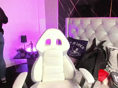 im bunny   online show from January 2026 11:25:01 AM