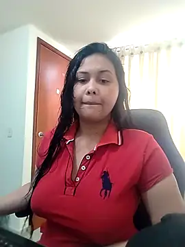 Alessandraa- online show from May 2026 03:07:01 PM