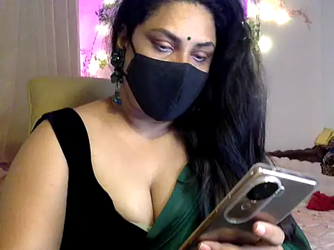 Indian queen007 online show from May 2026 06:49:01 PM