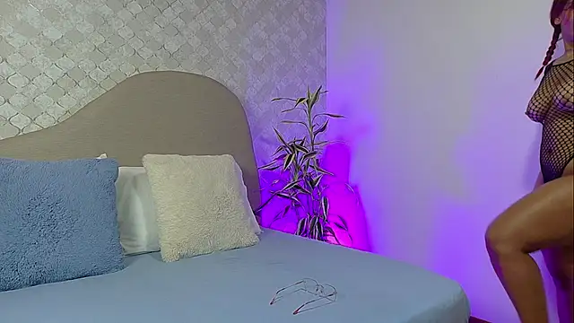 RILLEY ALLEN online show from November 2025 07:15:01 PM